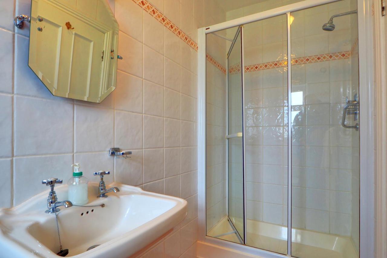 Hillcrest Luxury Apartment Kilrush Buitenkant foto